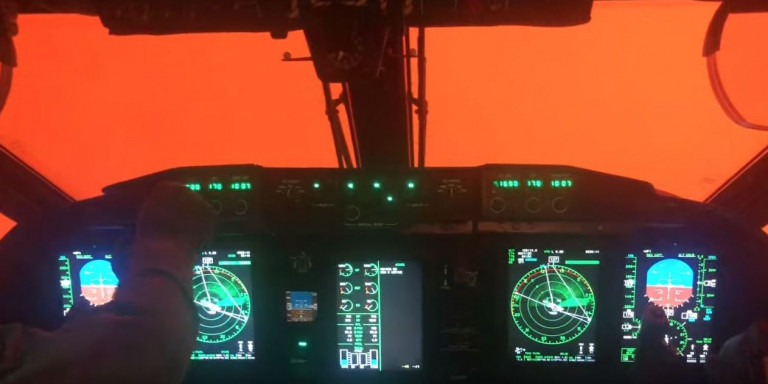Πυρκαγιές Αυστραλία: Τρομακτικό βίντεο από το πιλοτήριο αεροσκάφους (Video)