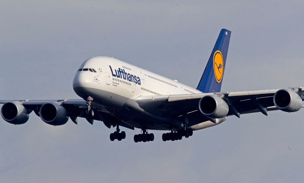 Η Lufthansa αναστέλλει τις πτήσεις από και προς την Κίνα λόγω κορονοϊού