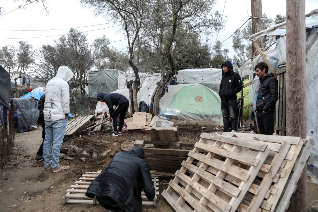 Παραδοχή αποτυχίας: Ιδρύουν υπουργείο «Μετανάστευσης και Ασύλου» με υπουργό Μηταράκη