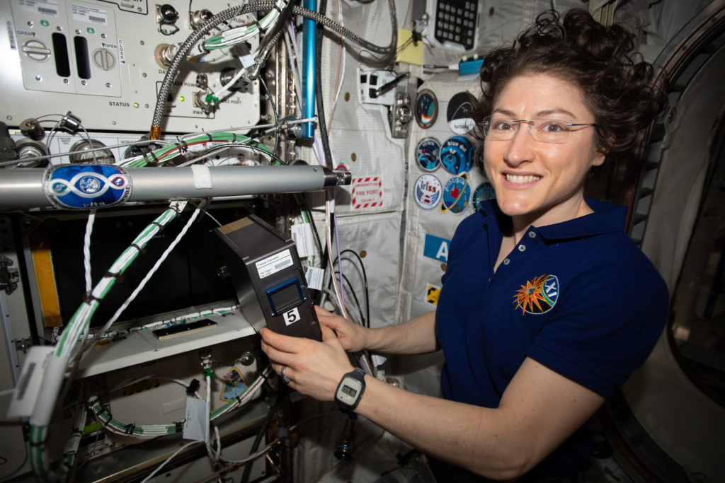 H αστροναύτισσα Κριστίνα Κοχ έσπασε το ρεκόρ παραμονής γυναίκας στο διάστημα με 300 μέρες