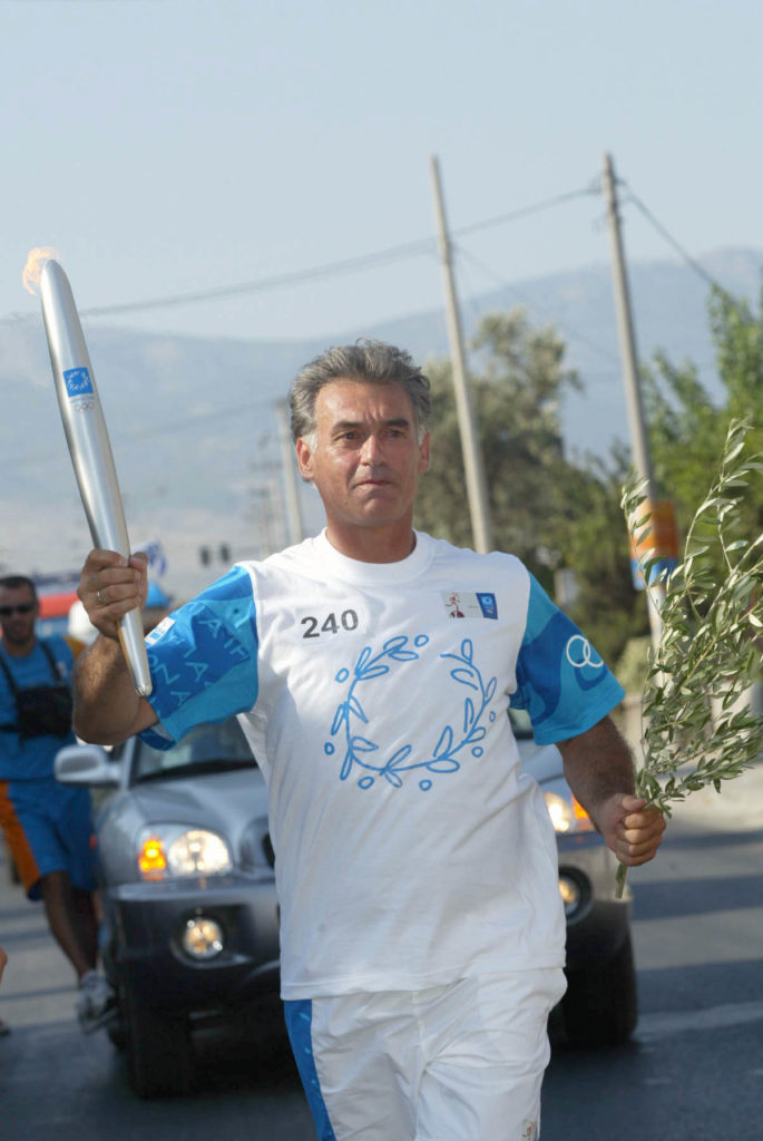 Σοβαρό τροχαίο για τον Ολυμπιονίκη Τάσο Μπουντούρη – Νοσηλεύεται στην εντατική