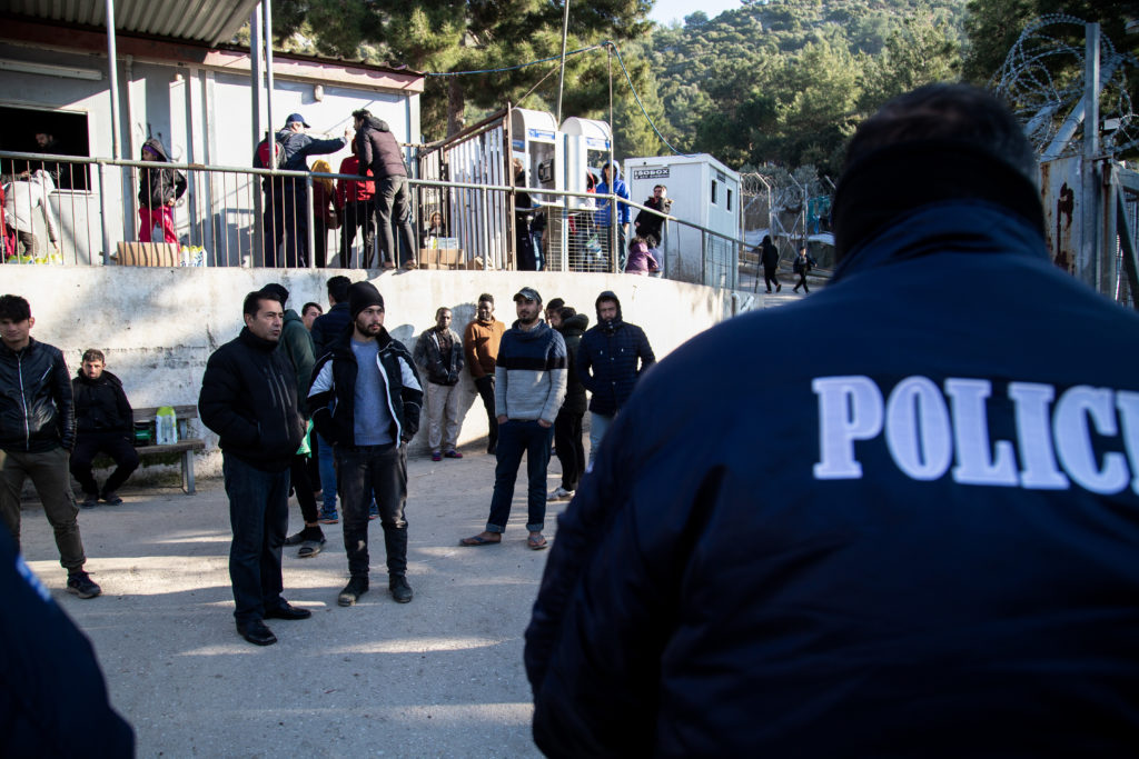 ΣΥΡΙΖΑ: Ο Βορίδης επιβεβαίωσε ότι η κυβέρνηση Μητσοτάκη τα έχει κάνει μπάχαλο στο μεταναστευτικό