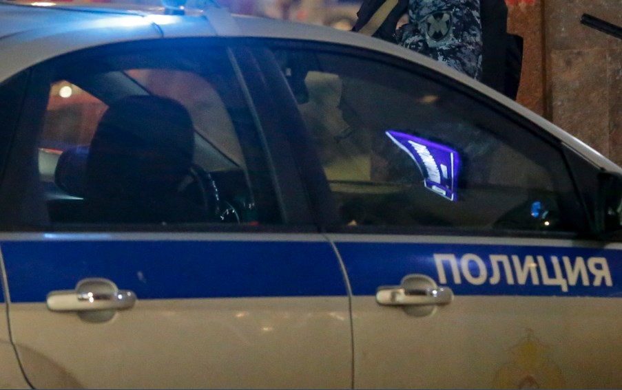 Ρωσία: Kωμικός εγκατέλειψε τη χώρα όταν η αστυνομία «ενδιαφέρθηκε για την παράστασή του»