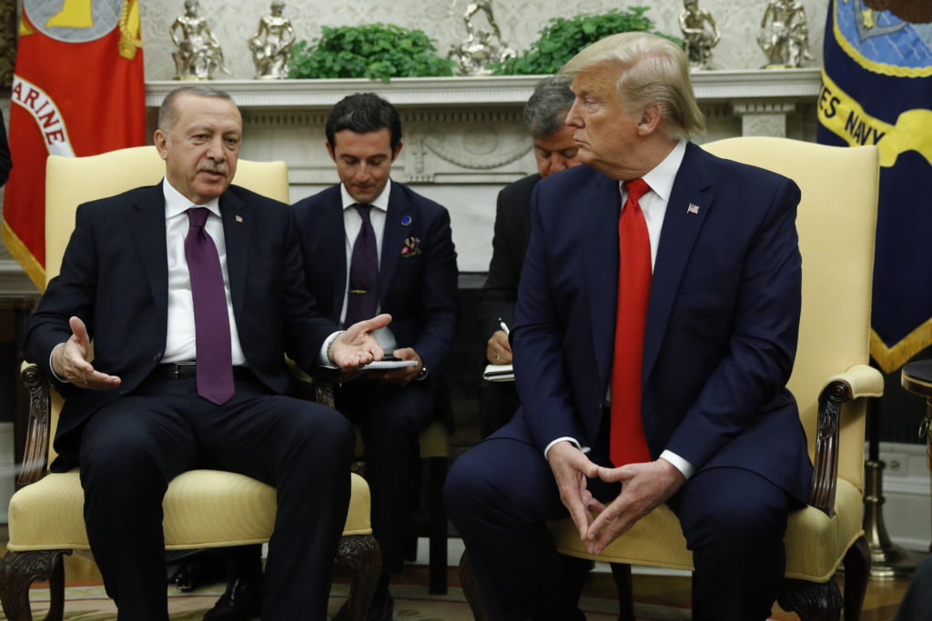 Τηλεφώνημα Τραμπ σε Ερντογάν: Βρείτε τα με την Ελλάδα για την ανατολική Μεσόγειο