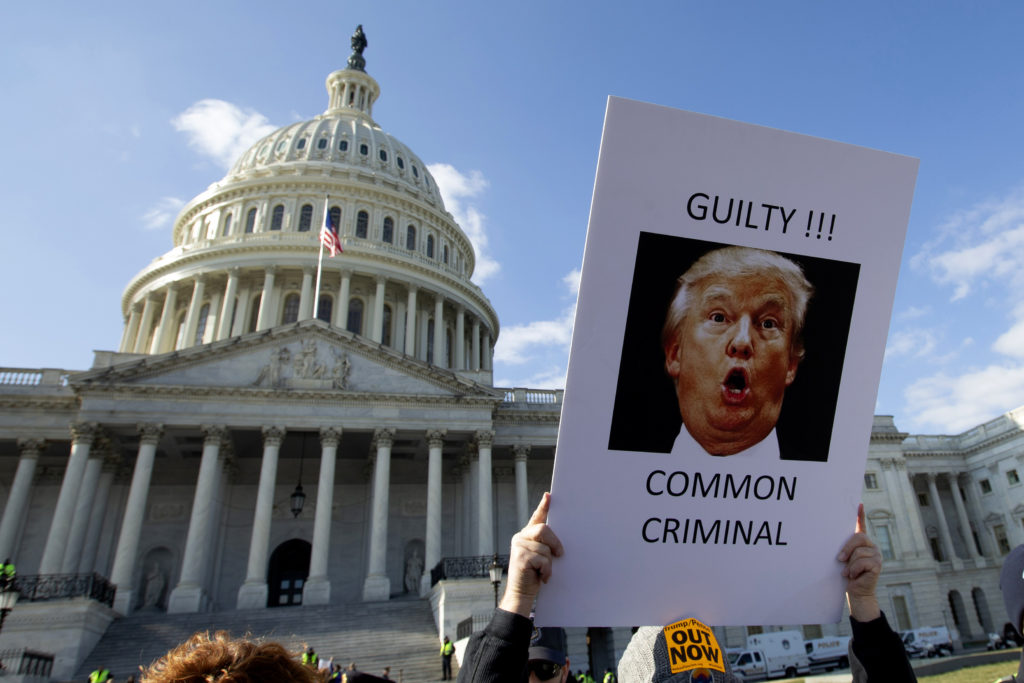 Δίκη Τραμπ: Πιθανή η αθώωσή του ακόμα και αύριο