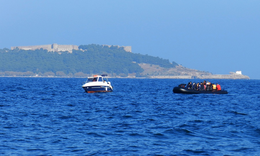 Το μαστίγωμα της θάλασσας από τον Ξέρξη και τα υγρά τείχη της ΝΔ