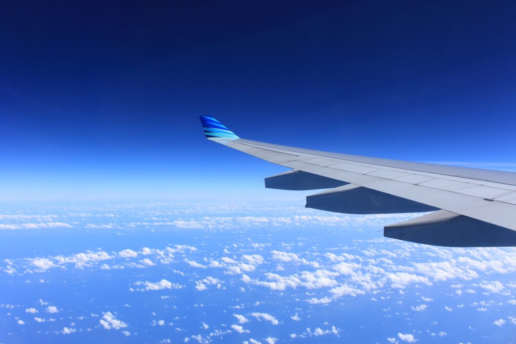 Νέα μελέτη: Πώς θα περιοριστεί ο τεράστιος κλιματικός αντίκτυπος των πτήσεων