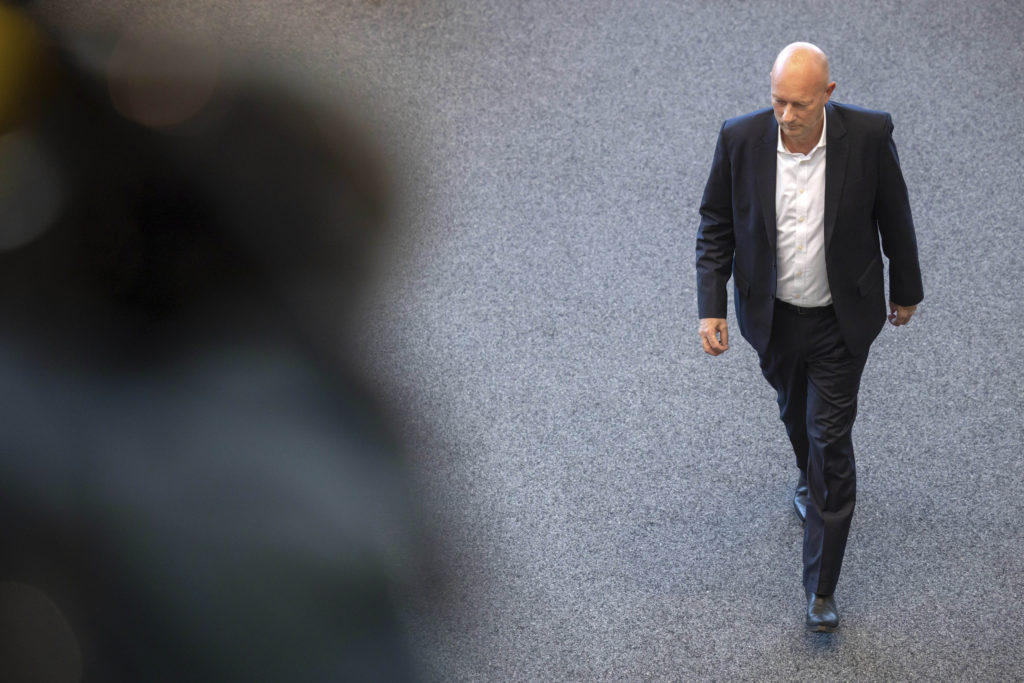 Σοβαρή κρίση σε Φιλελεύθερους και Χριστιανοδημοκράτες μετά την εκλογή Κέμεριχ στη Θουριγγία