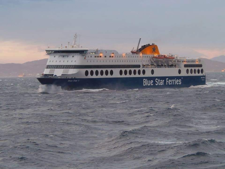 Blue Star 2: Θρίλερ με την τύχη του επιβάτη που έπεσε στη θάλασσα