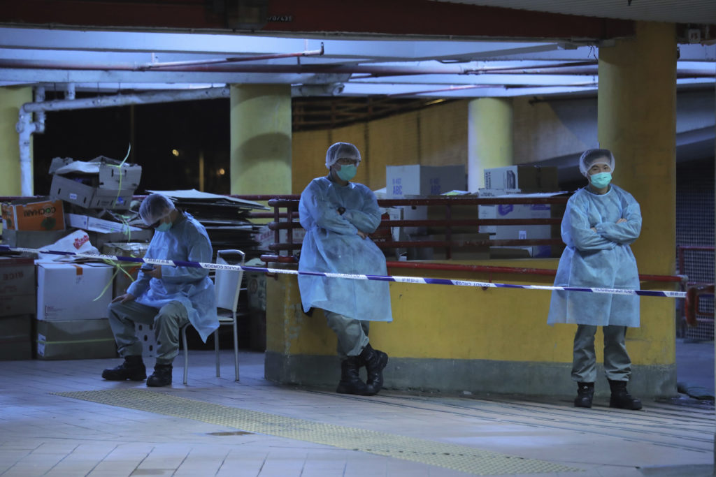 Κίνα: 97 νέοι θάνατοι και 2.015 νέα επιβεβαιωμένα κρούσματα – Εξαντλημένοι οι γιατροί