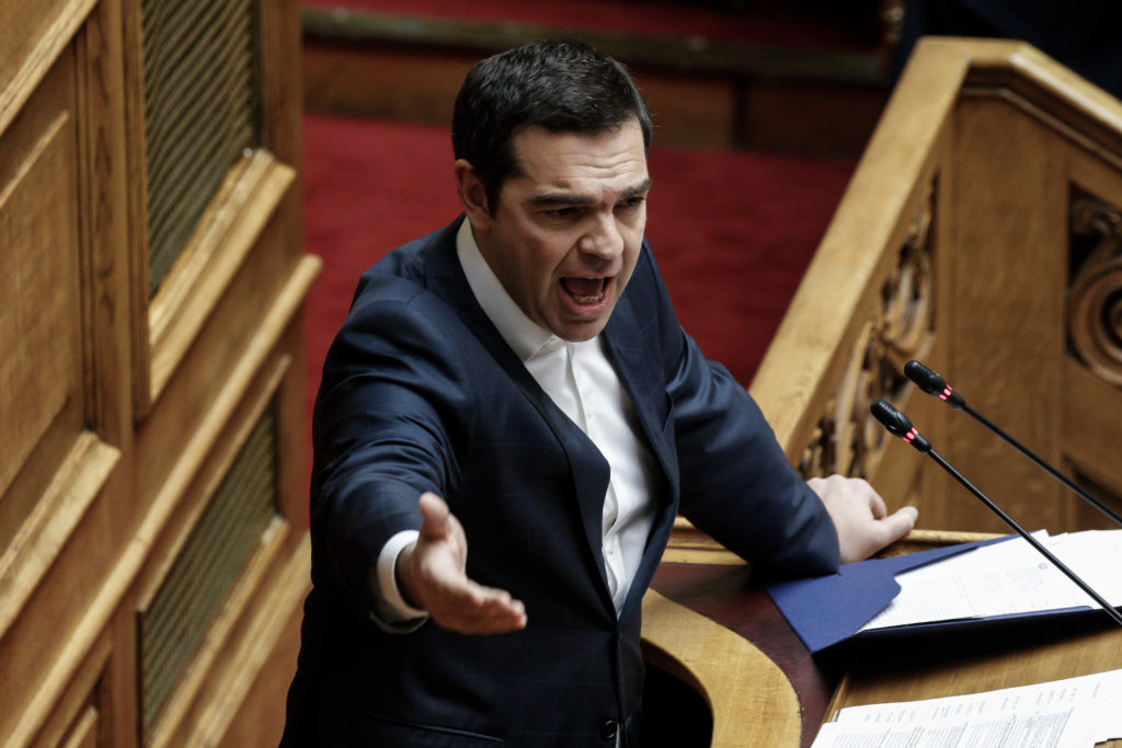 Τσίπρας σε Μητσοτάκη: Σε λίγο θα μαθαίνουμε τα νέα σας από το TripAdvisor