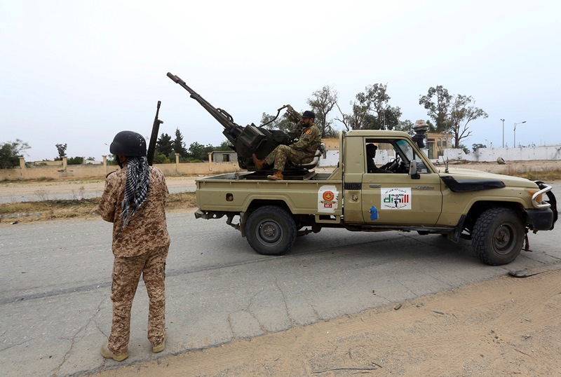 Ο αποκλεισμός των πετρελαιοπηγών προμηνύει μια «καταστροφική κρίση» για τη Λιβύη προειδοποιεί ο αλ Σάρατζ