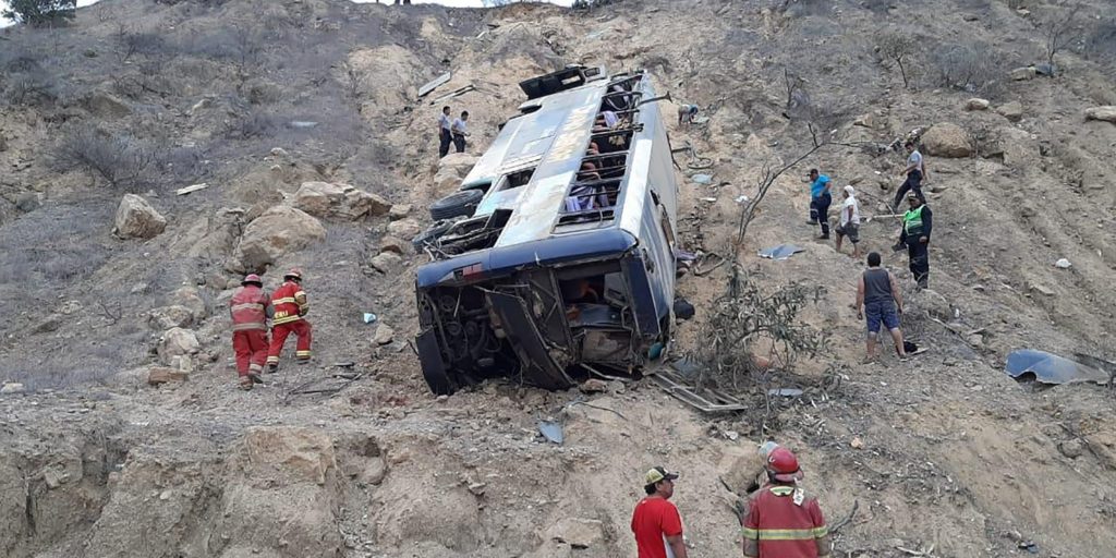 Τραγωδία με οκτώ νεκρούς φιλάθλους στο Περού