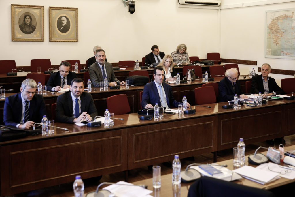 Πηγές ΣΥΡΙΖΑ για Προανακριτική: Στηρίζει ο πρωθυπουργός τις παρανομίες κατά των προστατευόμενων μαρτύρων;