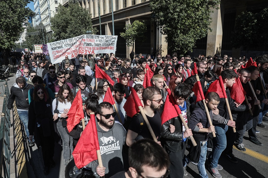 Γερμανικός Τύπος για Ελλάδα: Η βαθιά πληγή του συνταξιοδοτικού