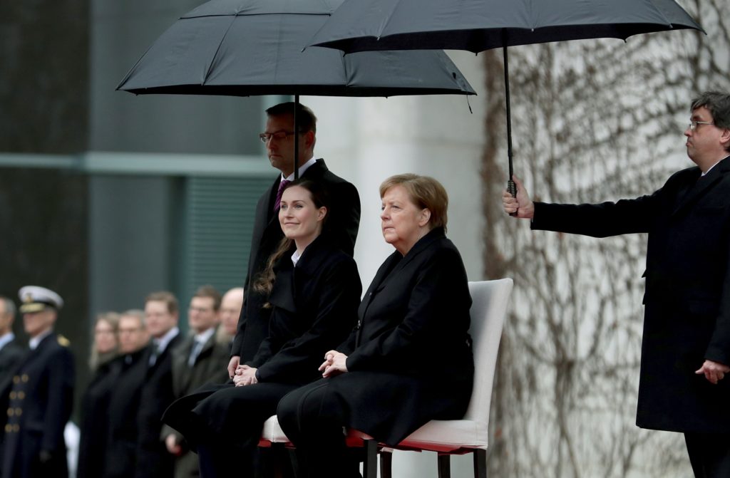 Η Μέρκελ δεν θέλει να αναμειχθεί στη διαδικασία εκλογής νέας ηγεσίας του CDU