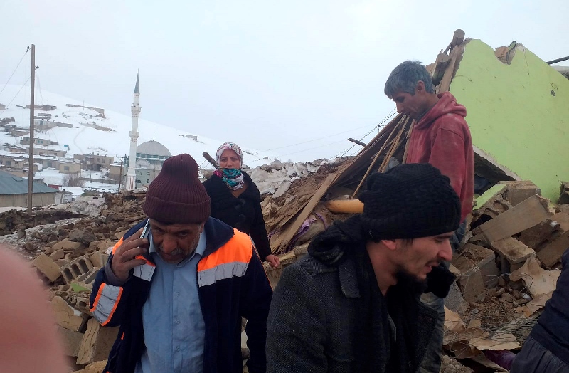 Νέος σεισμός 5,8 Ρίχτερ στην τουρκο-ιρανική μεθόριο