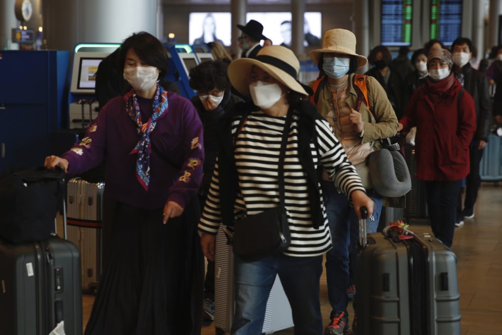 ΠΟΥ: Λάθος της Ιταλίας που δεν έλεγξε τους επιβάτες τράνζιτ από την Κίνα