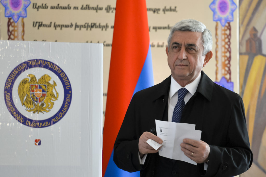 Αρμενία: Ο πρώην πρόεδρος Σερζ Σαρκισιάν ενώπιον της δικαιοσύνης κατηγορούμενος για διαφθορά