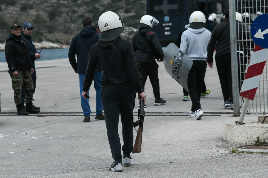 Καταδίκασαν την αποστολή ΜΑΤ σε Λέσβο και Χίο οι Δικηγόροι της Αθήνας