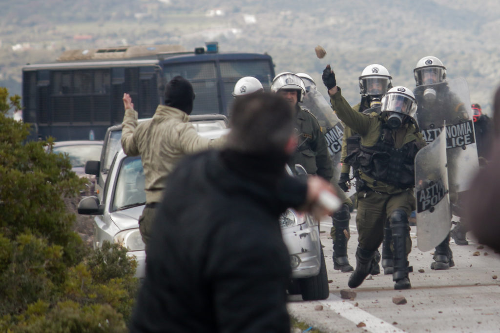 Μηνυτήρια αναφορά κατά της αστυνομικής βίας στη Λέσβο κατέθεσαν δικηγόροι