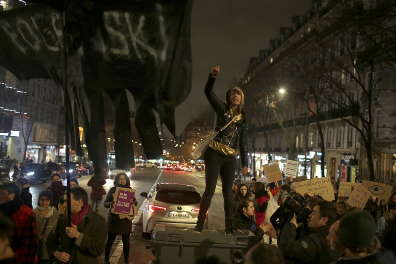 Γαλλία: Βράβευσαν τον Πολάνσκι – αποχώρησαν οι γυναίκες από την αίθουσα