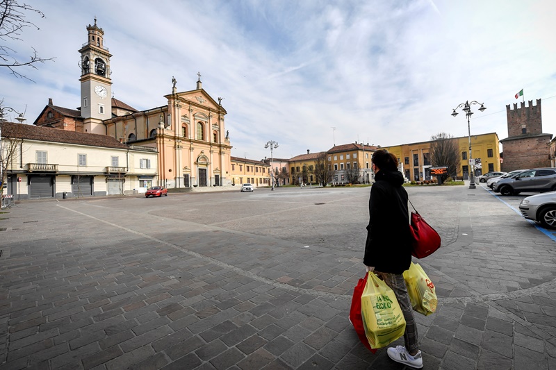 Ιταλία: Η κυβέρνηση διαθέτει 25 δισ. ευρώ για την αντιμετώπιση της κρίσης από τον κορονοϊό