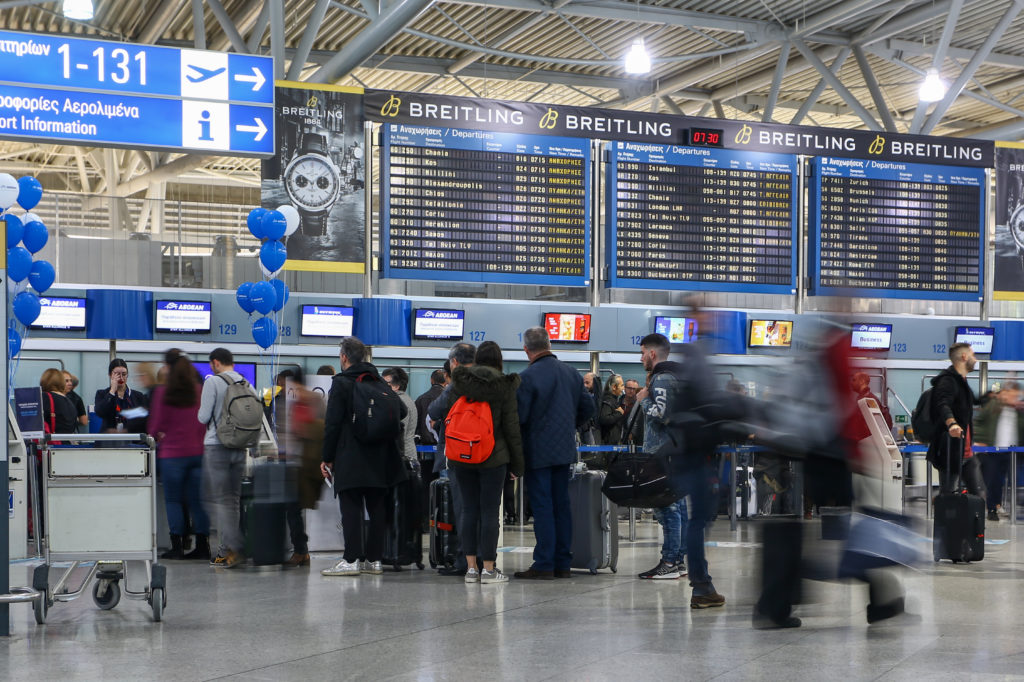 Κορονοϊός: «Παγώνουν» όλες οι πτήσεις από και προς τη Βόρεια Ιταλία μέχρι 23 Μαρτίου