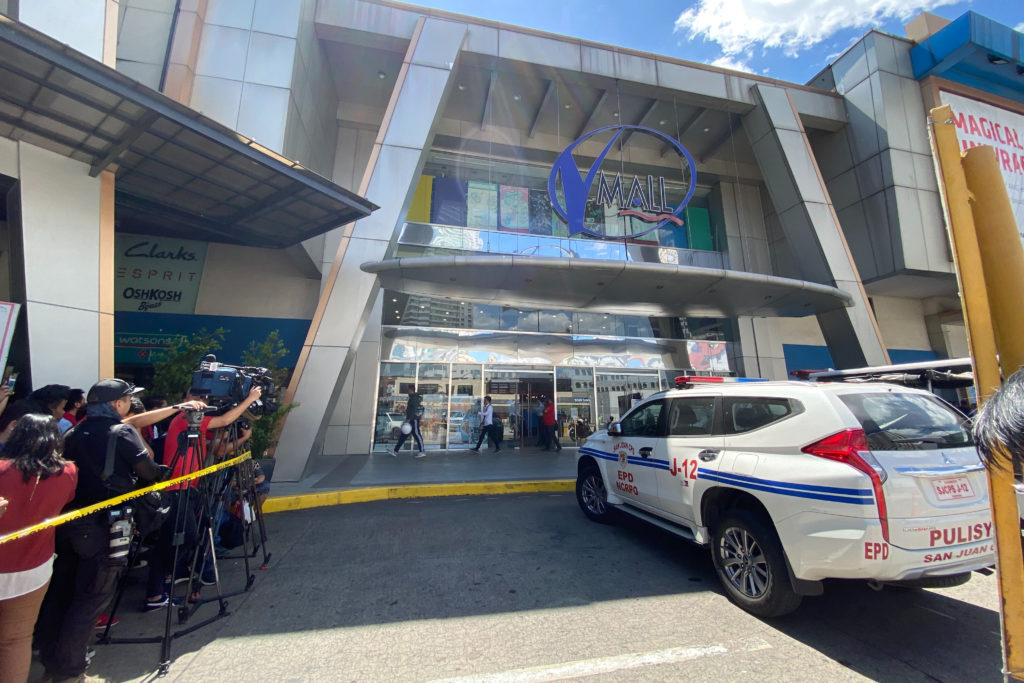 Φιλιππίνες: Πυροβολισμοί και ομηρία σε εμπορικό κέντρο (Photos – Video)
