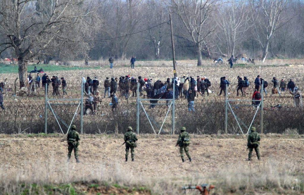 Ποινή τετραετούς φυλάκισης και 10.000 ευρώ πρόστιμο σε μετανάστες για παράνομη είσοδο στην Ελλάδα