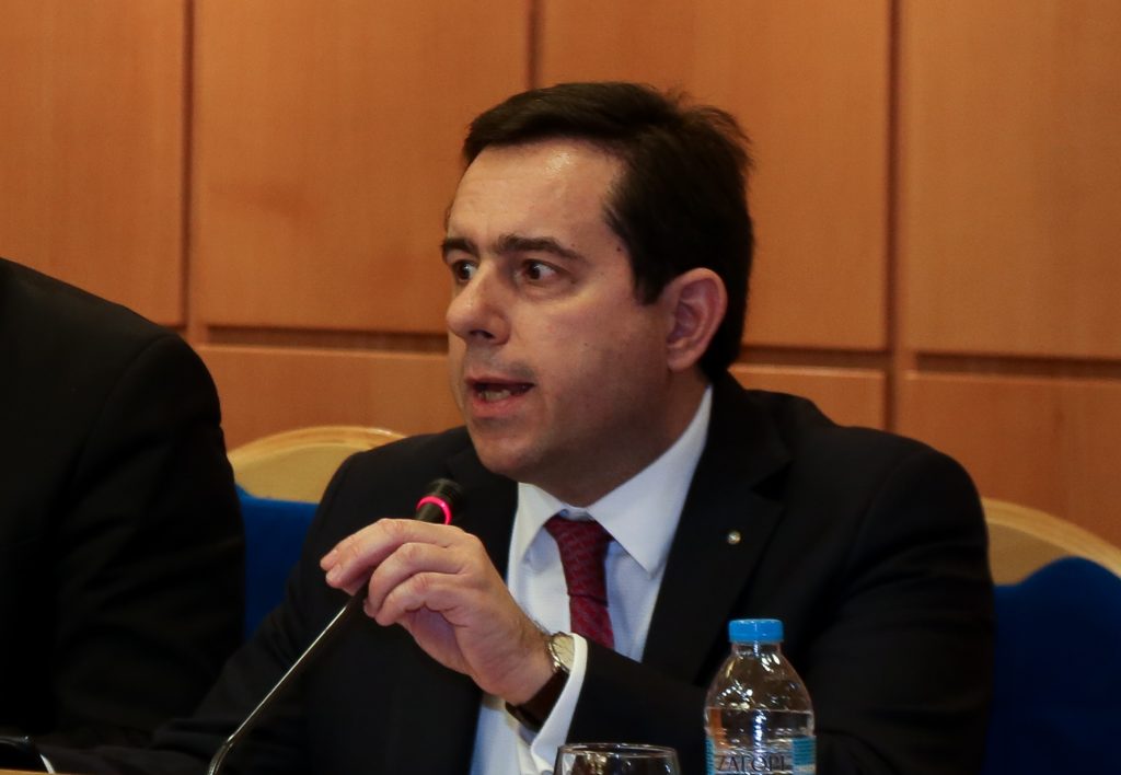 Ο Μηταράκης βρήκε την αντίδραση της κυβέρνησης στο μεταναστευτικό «πολύ αποφασιστική»