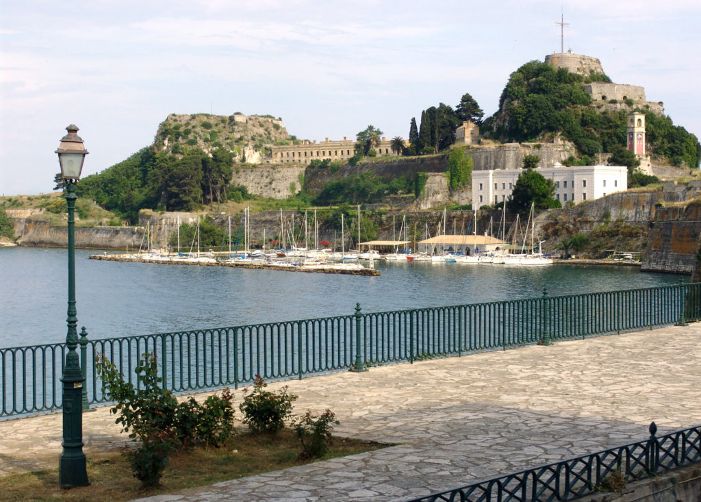 Η Κέρκυρα υποδέχεται το πρώτο κρουαζιερόπλοιο της χρονιάς από την Ιταλία