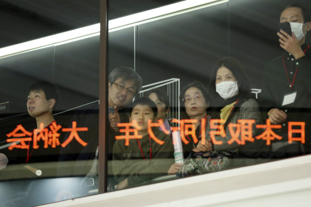 Πτωτικά άνοιξε το χρηματιστήριο του Τόκιο μετά τη βουτιά της Wall Street