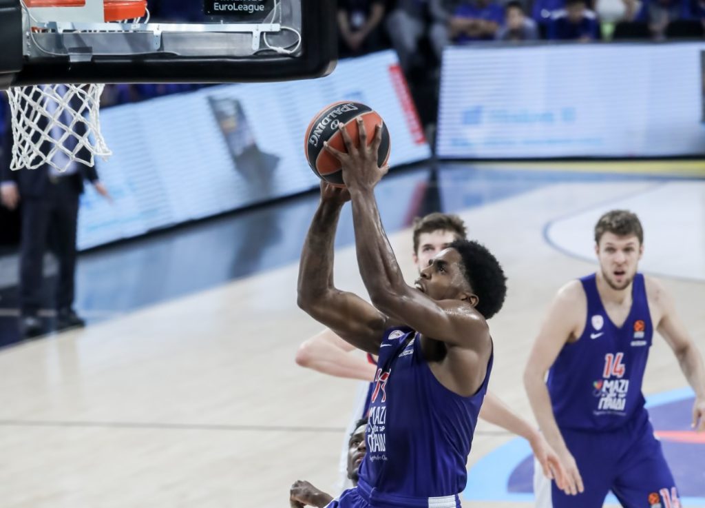 Euroleague: Ο Ολυμπιακός παραδόθηκε στον 40άρη Λάρκιν (91-79)