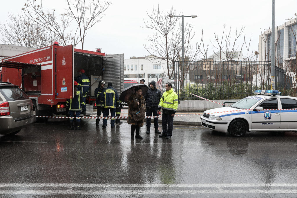 Φωτιά στο Ειρηνοδικείο Αθηνών