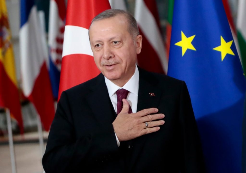 Άνευ όρων στήριξη ζητά ο Ερντογάν από το ΝΑΤΟ για τη Συρία