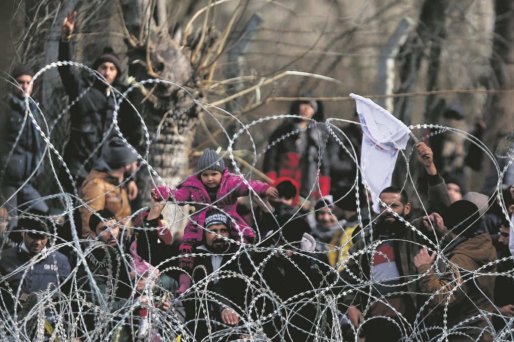 Αποθήκη ψυχών με παράτες, ψέματα και παρανομίες