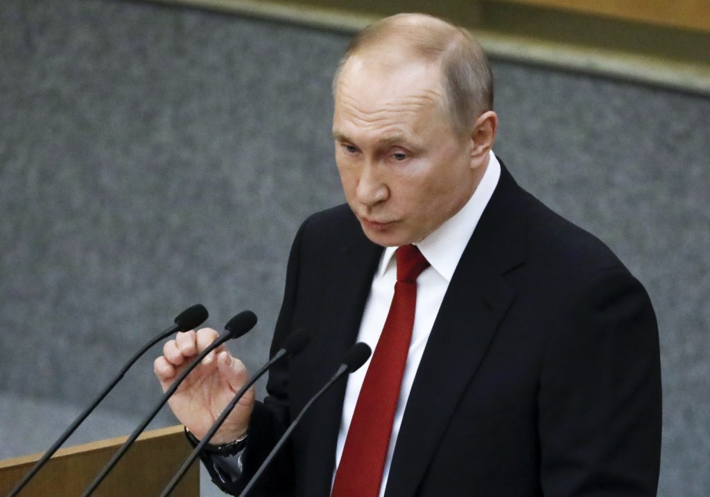 «Ελεύθερος» ο Πούτιν να διεκδικήσει και πάλι την Προεδρία – Εγκρίθηκαν οι συνταγματικές αλλαγές