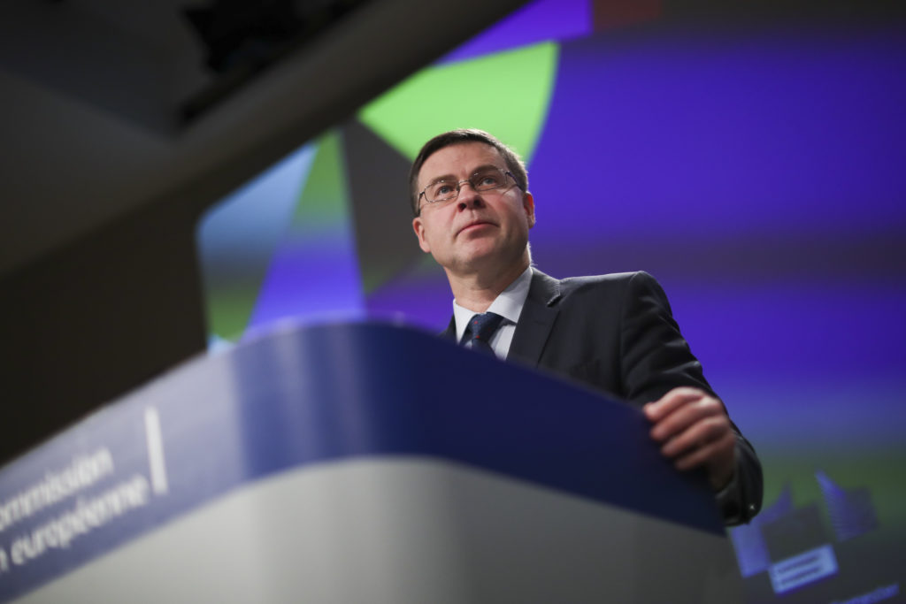 Κορονοϊός: Η ΕΕ είναι έτοιμη να αναστείλει τους δημοσιονομικούς κανόνες, λέει ο Ντομπρόβσκις