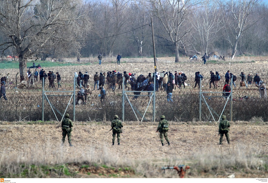 Deutsche Welle – Κόνσταντιν Ρούσκα: «Παράνομη η αναστολή ασύλου στην Ελλάδα»