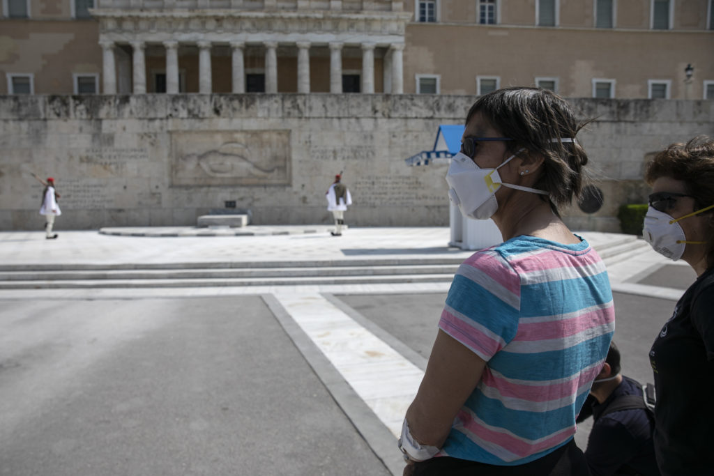 Κορονοϊός: 21 νέα κρούσματα – 352 συνολικά – Ποια μαγαζιά μένουν ανοιχτά