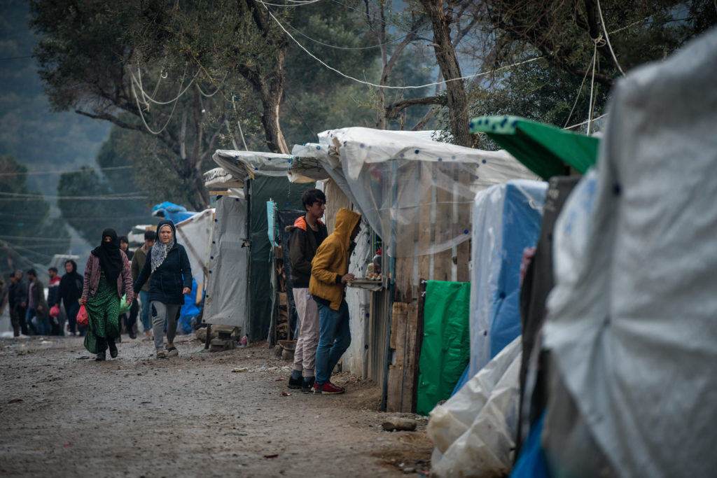 Έκτακτα μέτρα για τις προσφυγικές δομές λόγω κορονοϊού