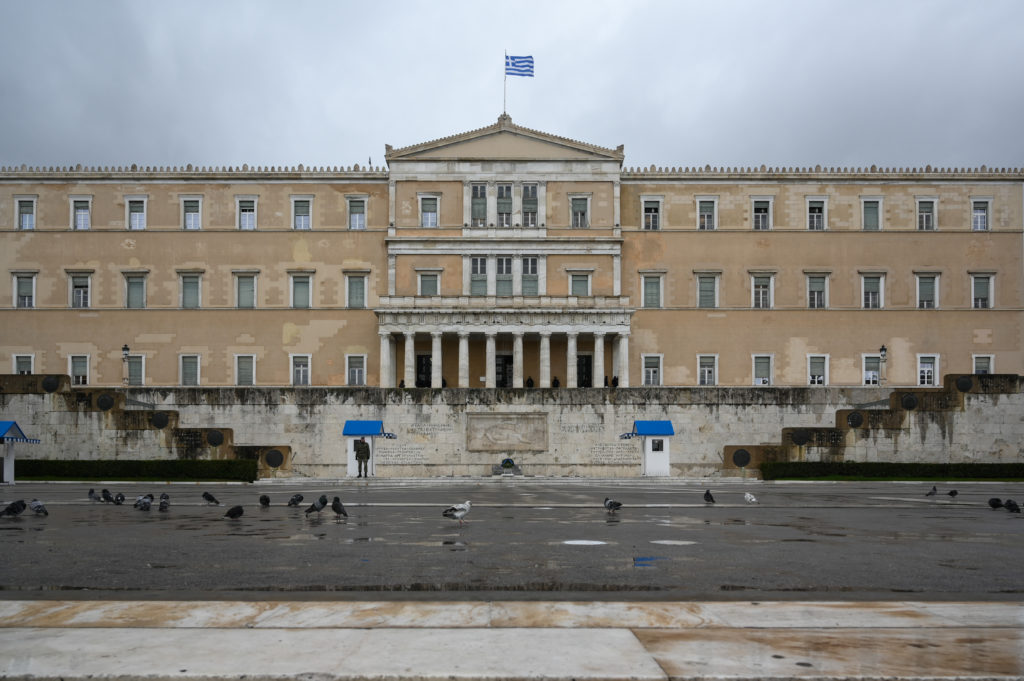 Επιπλέον μέτρα ελέω κορονοϊού στη Βουλή