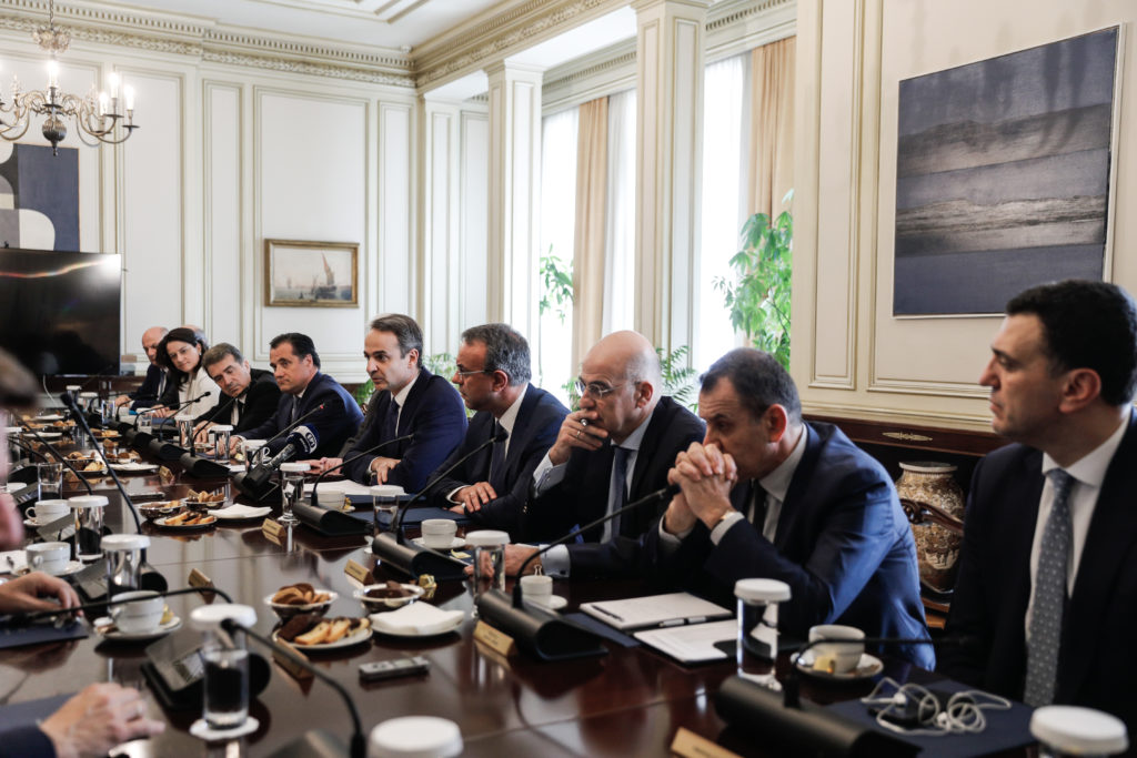 Μέσω τηλεδιάσκεψης θα συνεδριάσει το υπουργικό συμβούλιο για τα μέτρα κατά του κορονοϊού