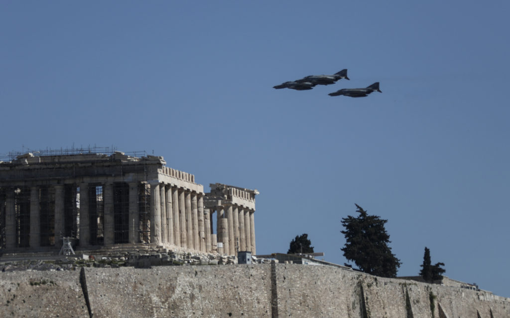 Πολυδάπανες πτήσεις αεροσκαφών για το «θεαθήναι» εν μέσω πανδημίας και ελλείψεων στην Υγεία