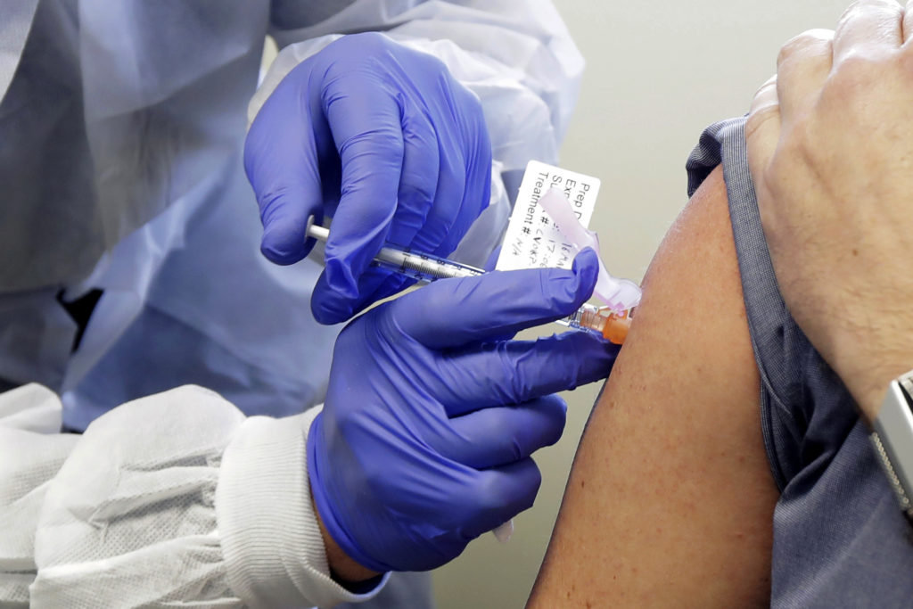 Η Johnson & Johnson ξεκινά από τον Σεπτέμβριο σε ανθρώπους τη δοκιμή του εμβολίου της κατά του κορονοϊού