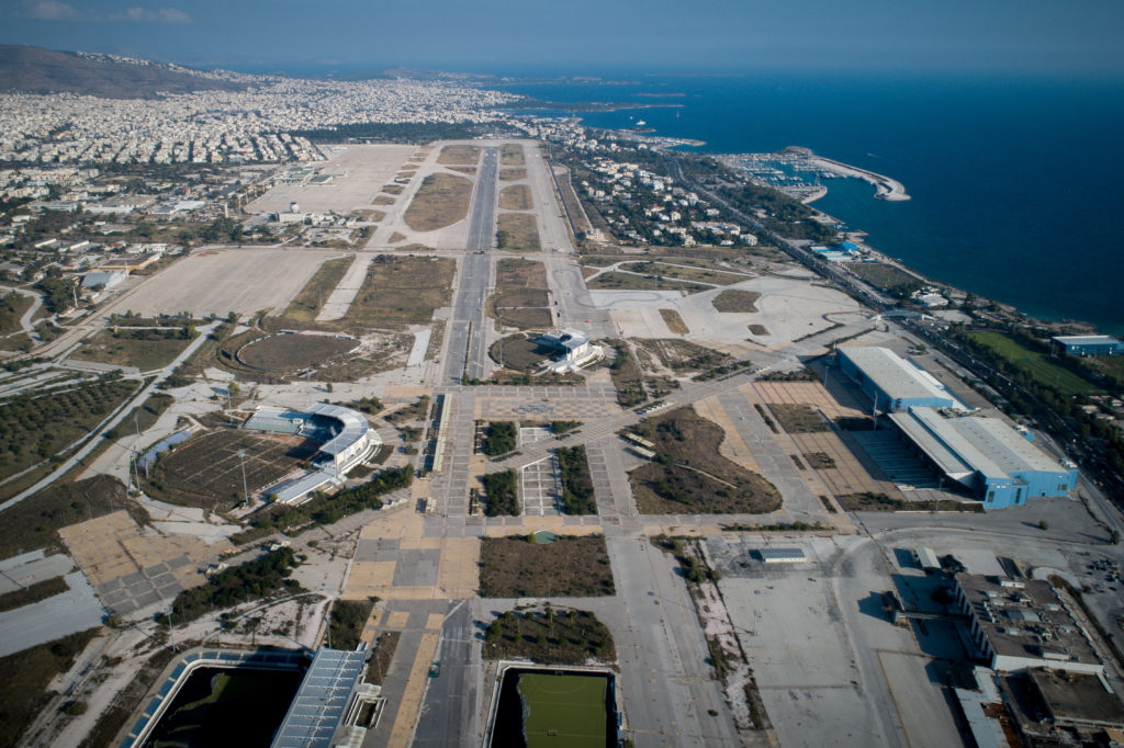 450 κτίρια κατεδαφίζονται στο Ελληνικό με απόφαση του Κεντρικού Συμβουλίου Αρχιτεκτονικής – Ποια διατηρούνται