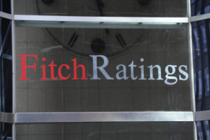 Fitch Ratings: Αναβάθμισε το ελληνικό αξιόχρεο στην επενδυτική βαθμίδα