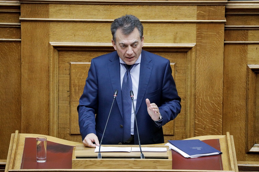 ΣΥΡΙΖΑ: «Ο κ. Μητσοτάκης σκοπεύει να διατηρήσει το πρόγραμμα εξαπάτησης και τον Βρούτση ως υπουργό»;