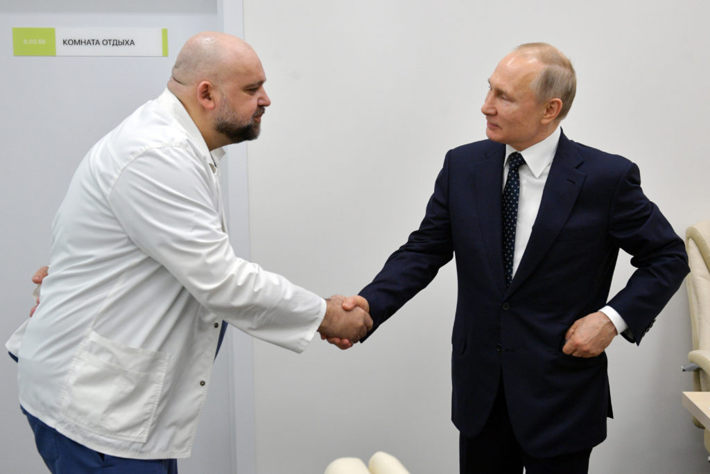 Ρωσία: Εργασία «εξ αποστάσεως» για τον Πούτιν – Είχε συναντηθεί με αρχίατρο θετικό στον κορονοϊό
